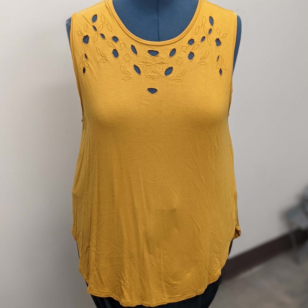 Old Navy Golden Yellow Cutout Floral Detail XL Top